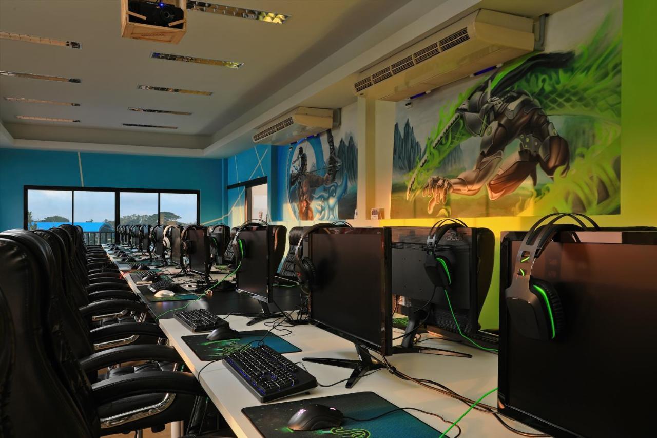 Gamers Paradise Hotel Chalong Ngoại thất bức ảnh